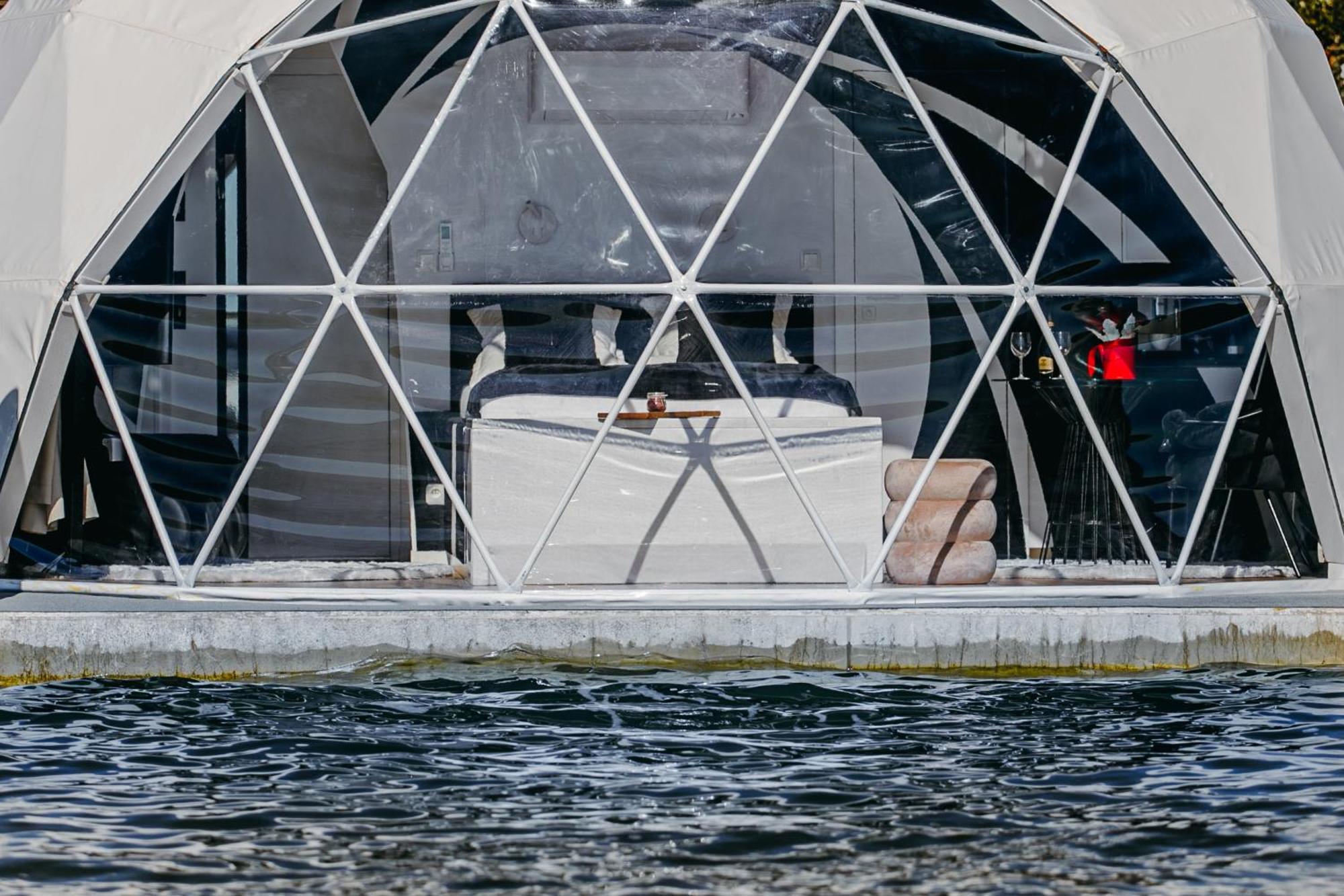 Grand Ht Houseboats - Domki Na Wodzie - Sauna, Jacuzzi, Kominek Mielno  Cameră foto
