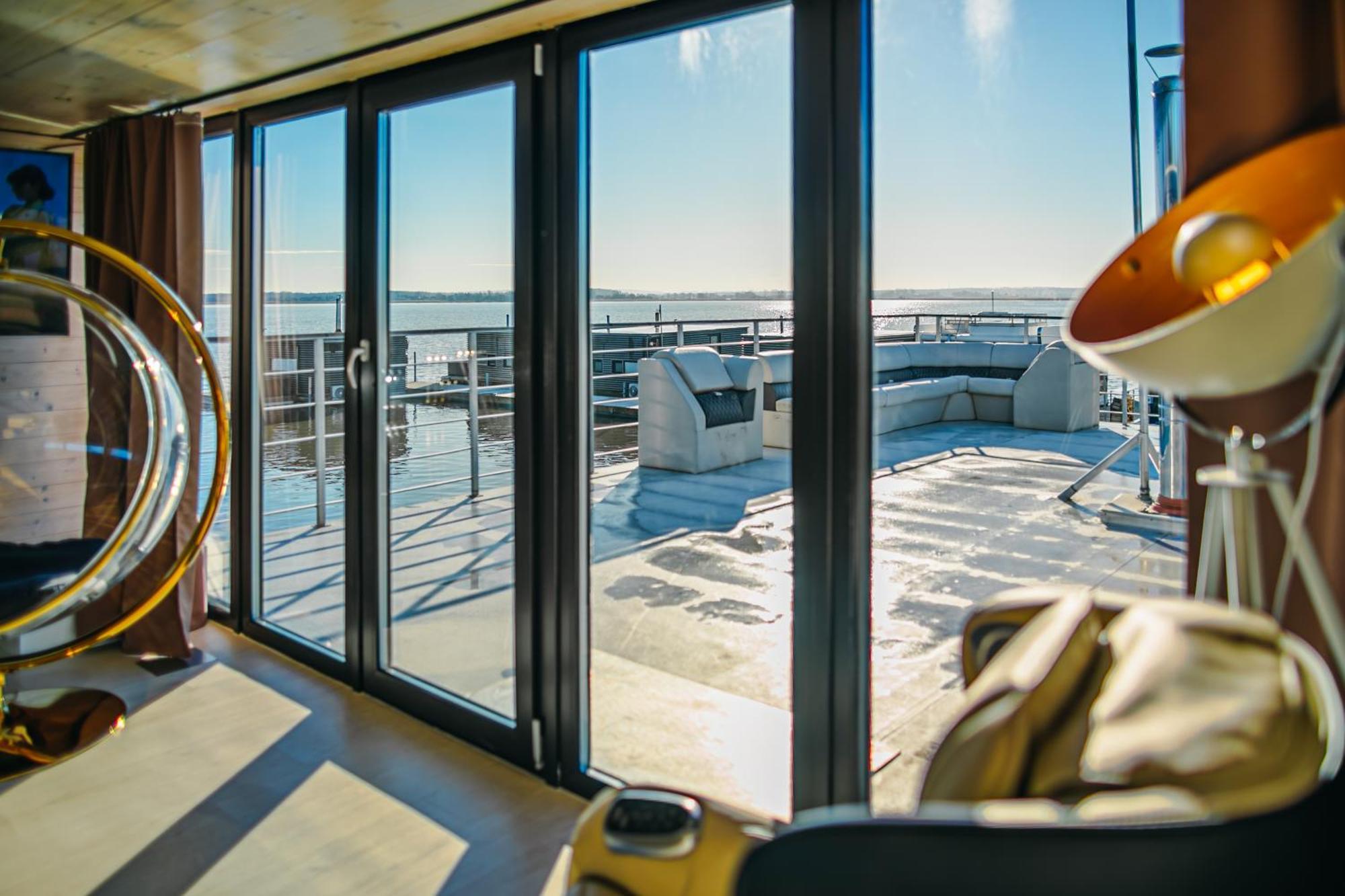 Grand Ht Houseboats - Domki Na Wodzie - Sauna, Jacuzzi, Kominek Mielno  Cameră foto